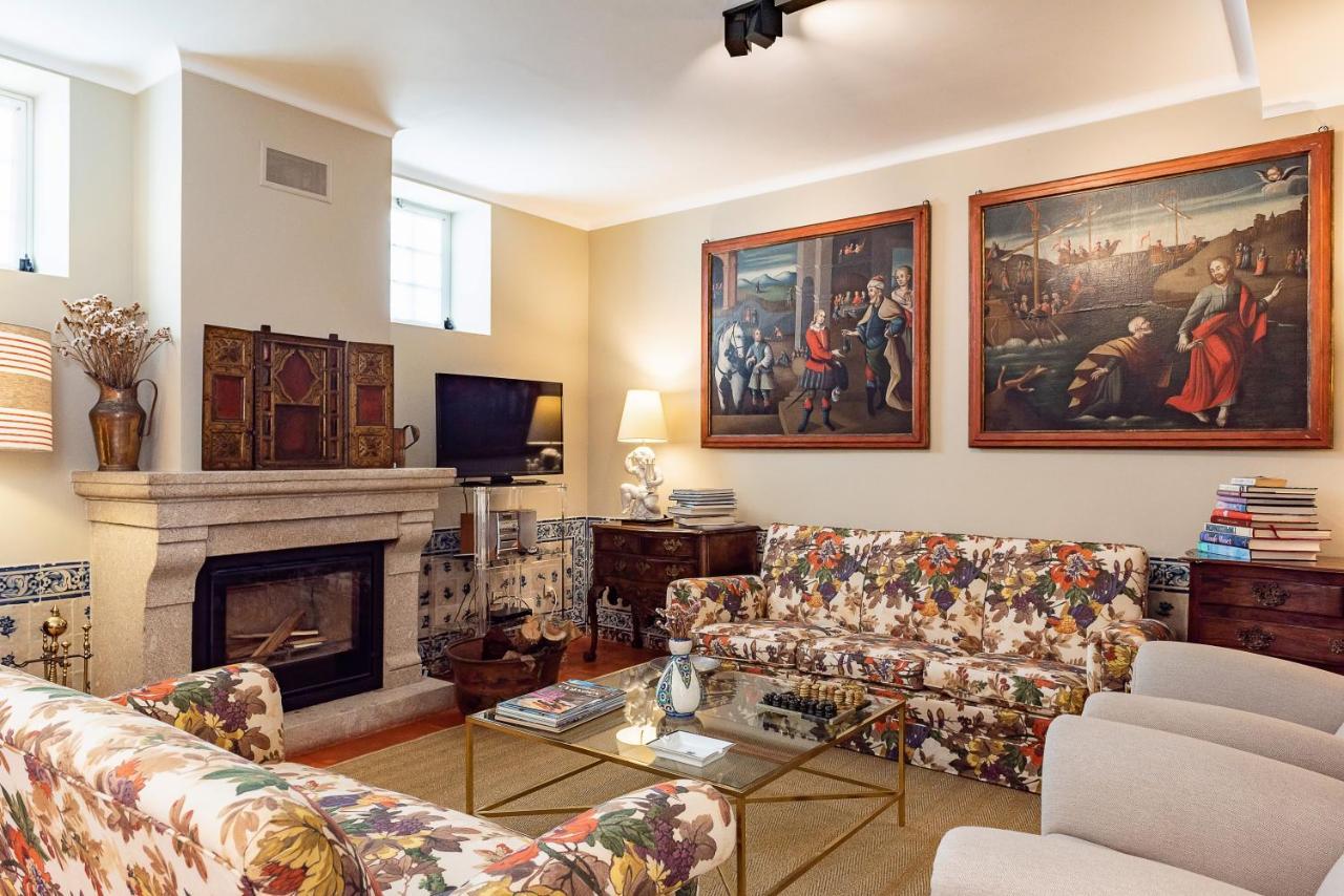 Pensjonat Quinta De Mouraes Casa Dos Rododendros Lever Zewnętrze zdjęcie