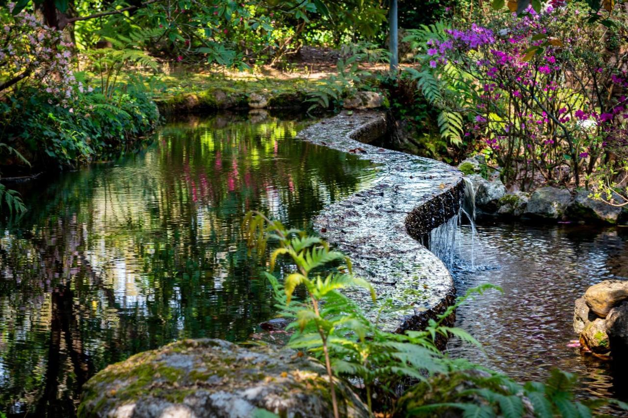 Pensjonat Quinta De Mouraes Casa Dos Rododendros Lever Zewnętrze zdjęcie